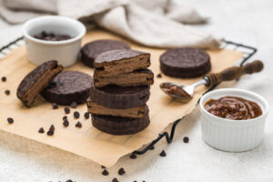 Alfajor caseiro: aprenda as duas versões tradicionais