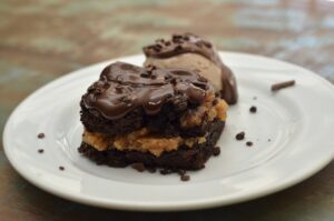 Brownie recheado com doce de leite e Nutella; Aprenda aqui