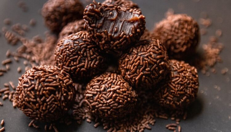 Brigadeiros de whey protein