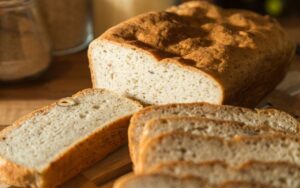 Pão de forma sem glúten, sem ovos e sem farinha de trigo; não precisa sovar