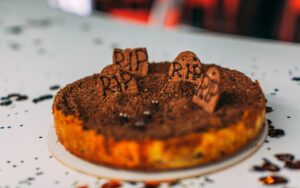 Bolo cemitério de Halloween: receita deliciosa e assustadoras para arrasar no dia das bruxas