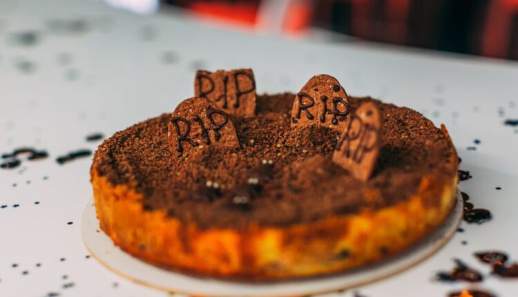 Bolo cemitério de Halloween