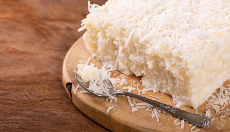 bolo de tapioca simples