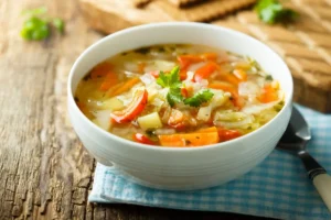 3 receitas de sopas fáceis e deliciosas